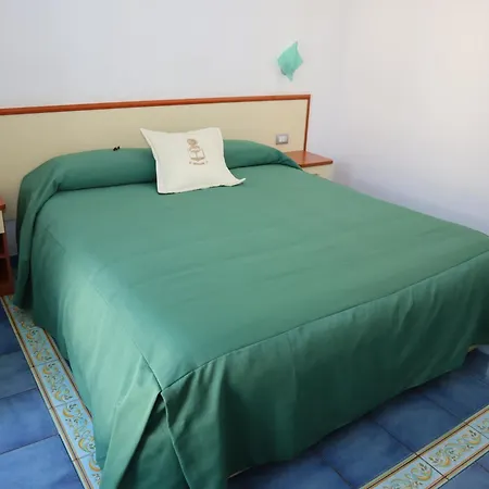 Bed & Breakfast Meuble Casa Mannini Maiori
