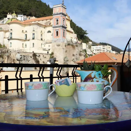 Meuble Casa Mannini Alojamento de Acomodação e Pequeno-almoço Maiori