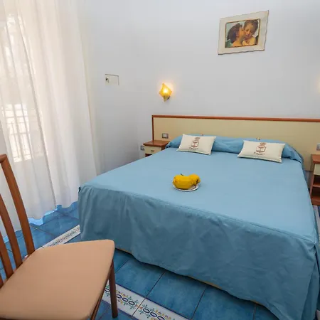 Meuble Casa Mannini Bed & Breakfast 4*