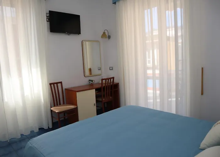 Alojamento de Acomodação e Pequeno-almoço Meuble Casa Mannini 4*