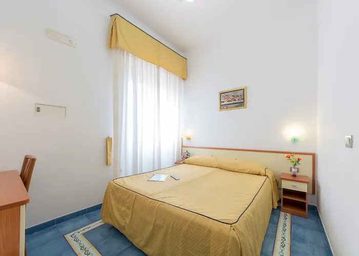 Meuble Casa Mannini Alojamento de Acomodação e Pequeno-almoço 4*