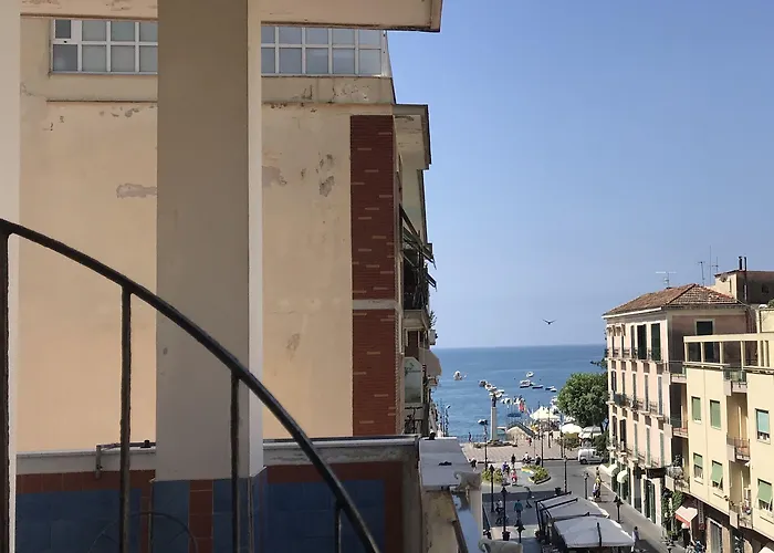 Alojamento de Acomodação e Pequeno-almoço Meuble Casa Mannini